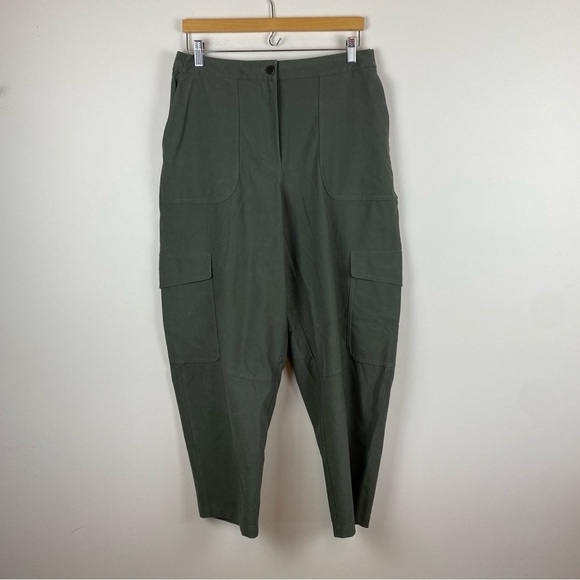Lululemon Light Utilitech High Rise Cargo Pants Army Green - Picture 1 of 7